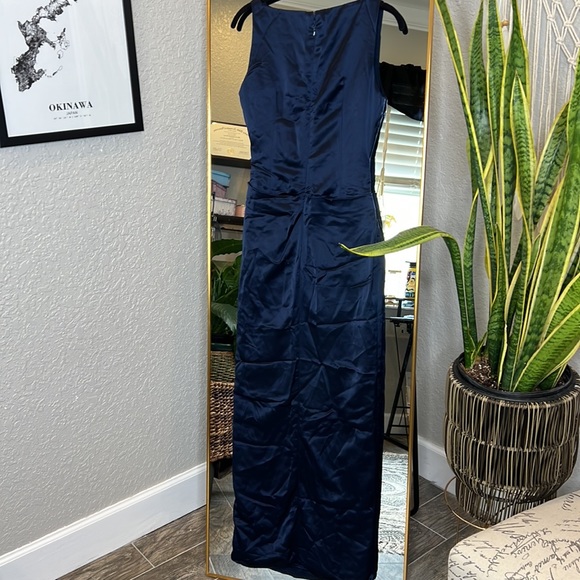 HOUSE OF CB 'Roxanne' Navy Thigh Slit Maxi Dress NWOT - Picture 9 of 10